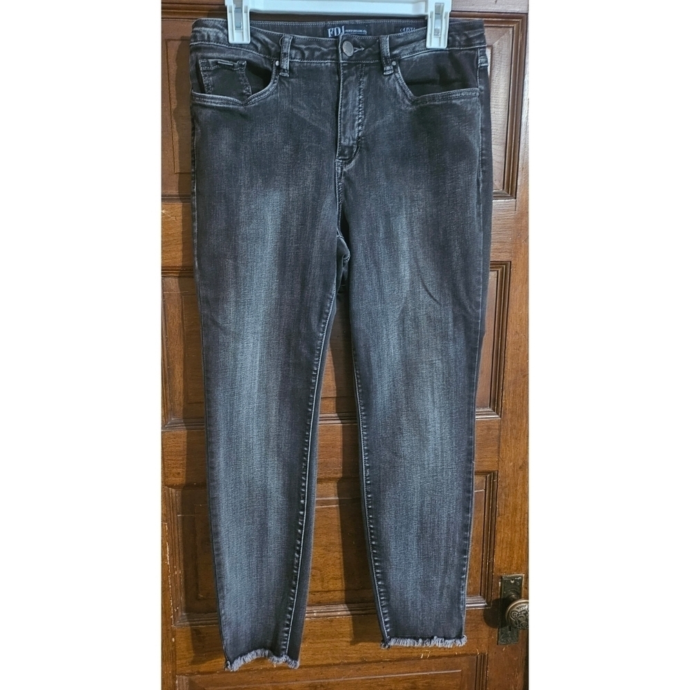 FDJ Black Washed Raw Hem Ankle Length Jeans